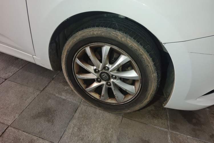 Used CHANGAN Alsvin V7 2015 1.6L Automatic Enjoyment Model China IV Standard
