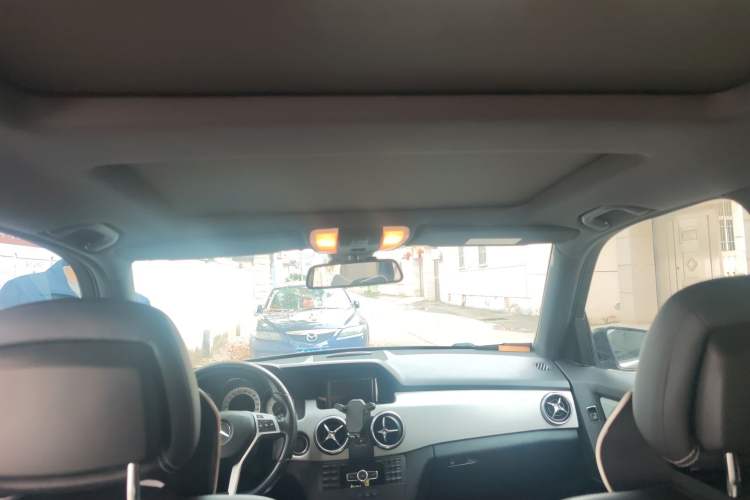 Used Mercedes-Benz GLK-Class 2015 GLK 260 4MATIC Dynamic Edition Ultimate Version Headliner