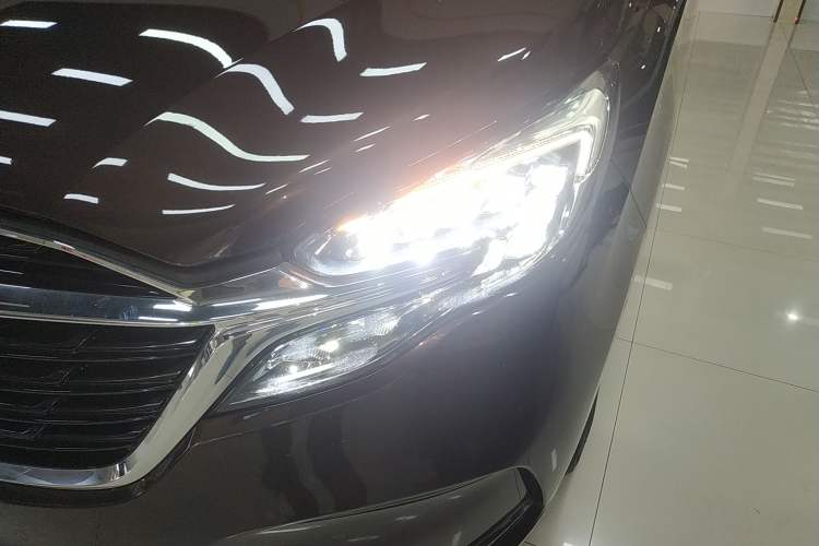 Used Buick GL8 2021 ES Landtrek 653T Luxury Model
