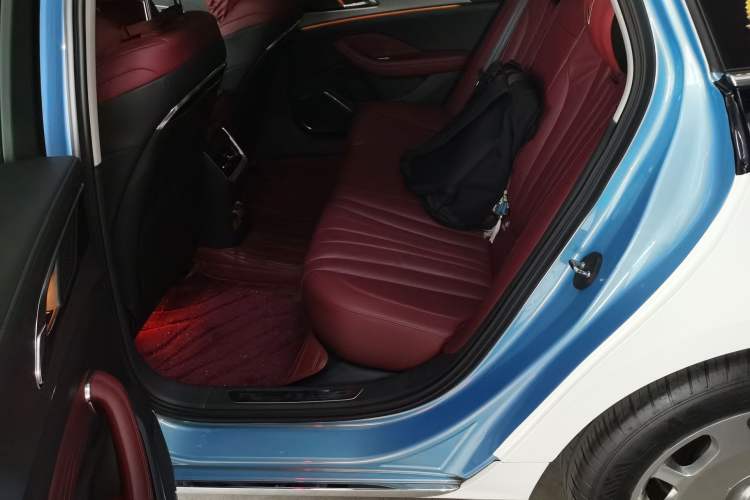 Used Hongqi H5 2023 2.0T Automatic Smart Connect Flagship Edition
