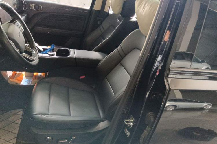 Used Haval Raptor New Energy 2024 Hi4 145 Pro Left Front Seat
