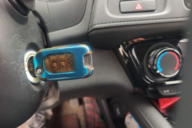 Used Honda Vezel 2020 1.5L CVT Pioneer Edition