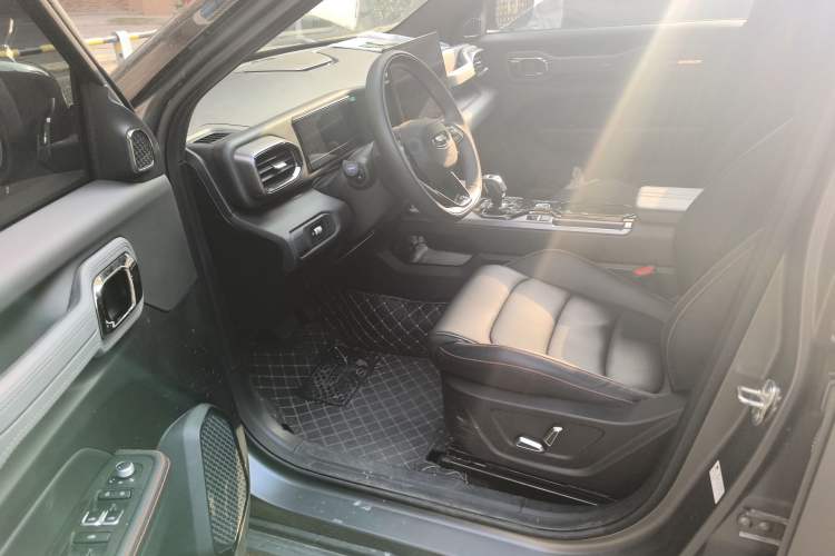 Used Geely Auto Cowboy 2025 1.5TD Fun-Offroad Version