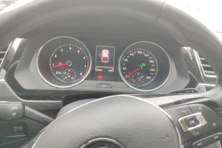 Used Volkswagen Tiguan L 2017 330TSI Automatic Two-Wheel Drive Comfort Edition
