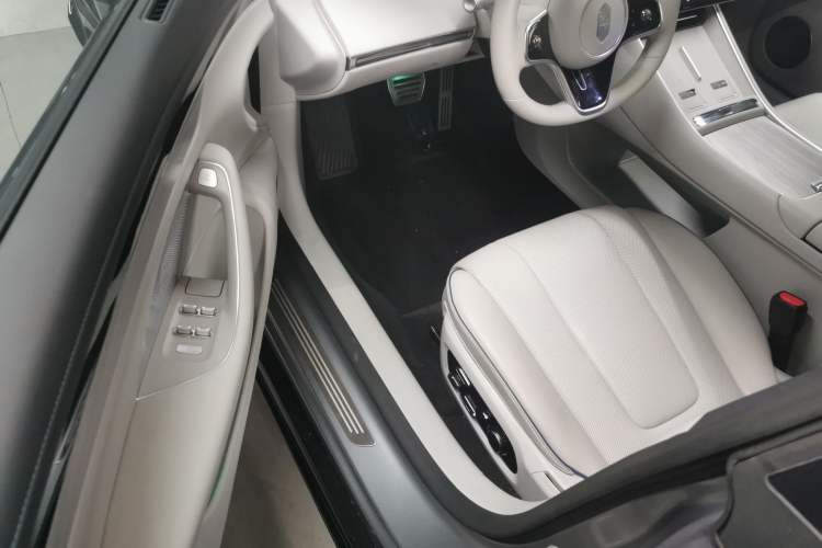 Used Hima Luxeed S7 2026 Model Max
