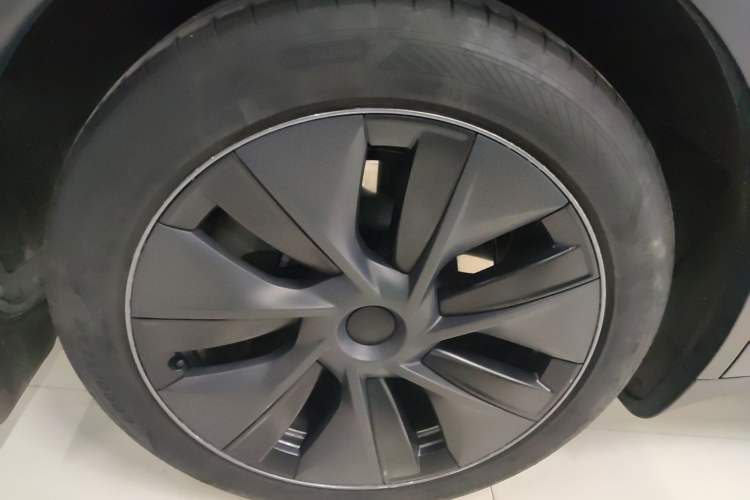 Used Tesla Model Y 2024 Rear-Wheel-Drive Version