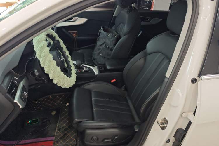 Used Audi A4L 2022 40 TFSI Fashion Dynamic Model Left Front Seat