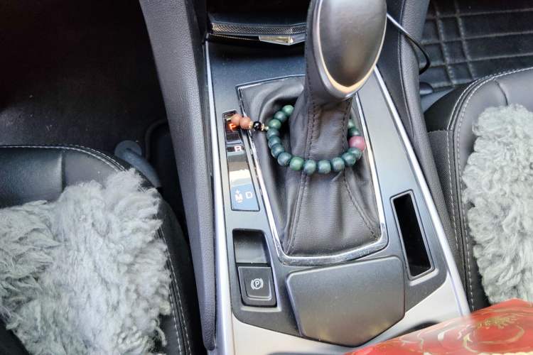 Used Cadillac SRX 2015 3.0L Comfort Version
