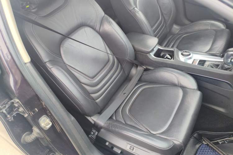 Used DS 6 2016 1.6T Luxury Edition THP160 Right Front Seat