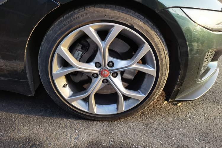 Used Jaguar F-TYPE 2021 P300 Rear-Drive Hardtop Version
