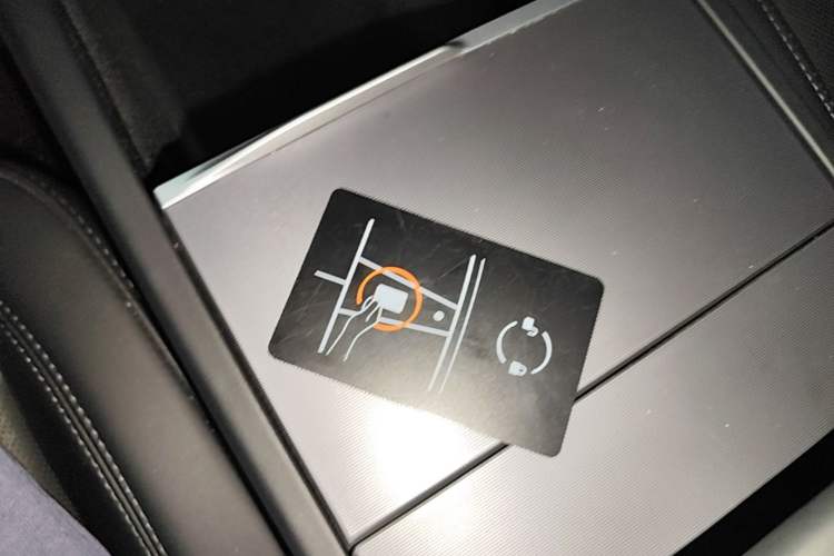 Used Tesla Model 3 2023 Long-Range All-Wheel-Drive Version Vehicle Key