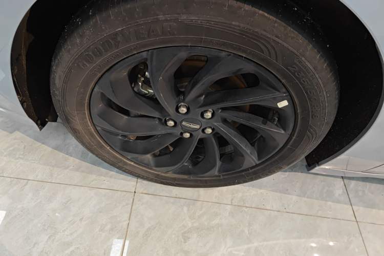 Used Lincoln Z 2025 2.0T Prestige Hybrid Edition
