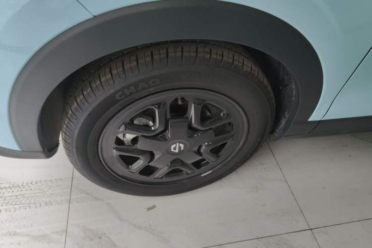 Used Leapmotor T03 2025 310 Comfort Edition Left Front Wheel Hub