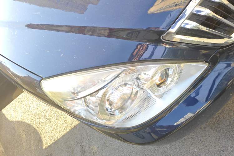 Used Buick GL8 2011 2.4L LT Executive Edition Right Front Headlight
