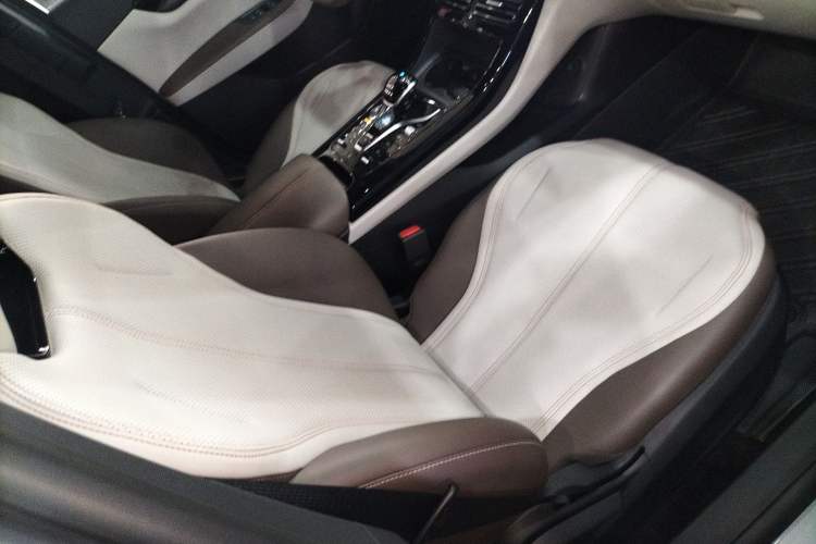 Used BYD Qin PLUS 2024 HONOR Edition DM-i 55KM Leading Model
