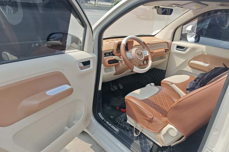 Used Wuling Hongguang MINIEV 2024 3rd Generation 215km Youth Edition Driver Seat