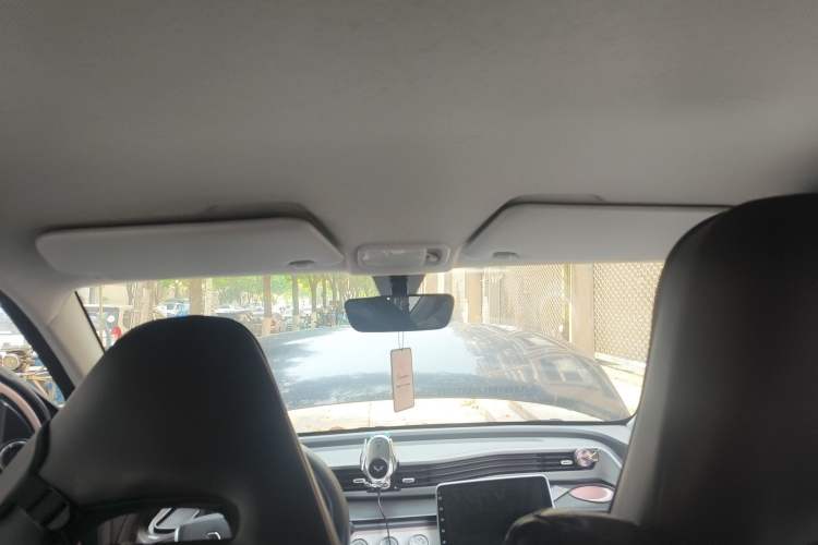 Used Wuling Hongguang MINIEV 2021 Macaron Premium Model – Lithium Iron Phosphate Headliner