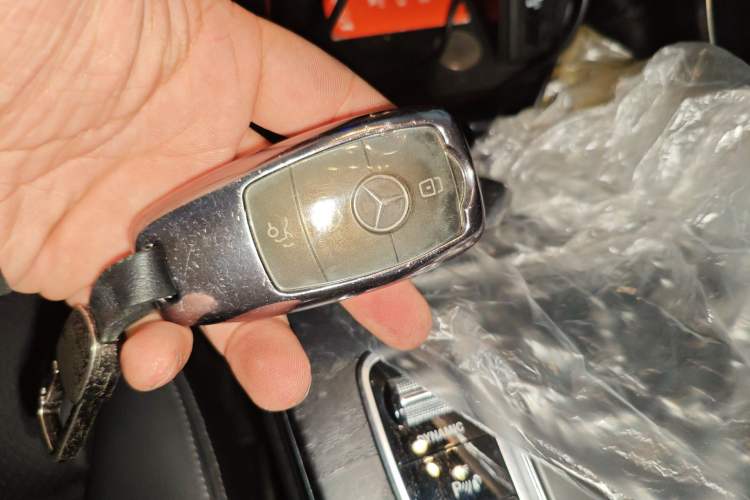 Used Mercedes-Benz C-Class 2019 Restyled C 260 L Sport Edition Vehicle Key