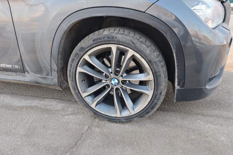 Used BMW X1 2013 sDrive18i Sport Design Package
