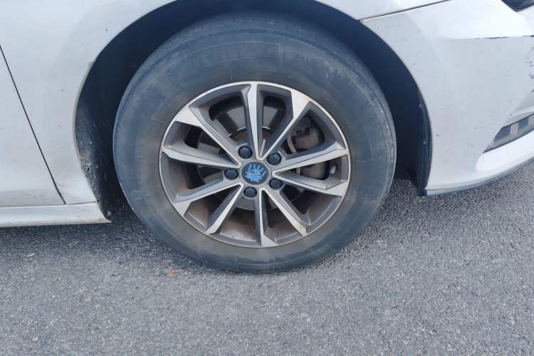 Used BYD Qin Pro New Energy 2018 DM 1.5TI Automatic Smart Connect Dynamic Model