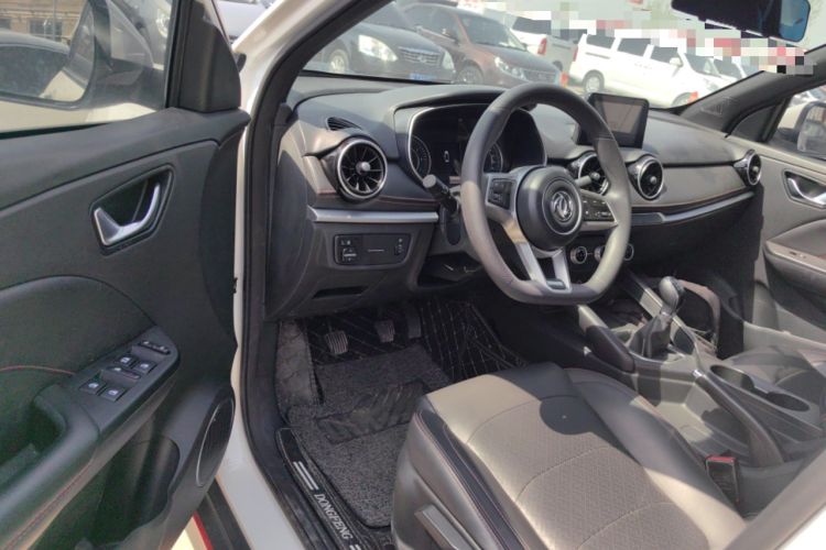 Used Dongfeng Fengon 500 2022 1.5L Manual Enjoyment Model
