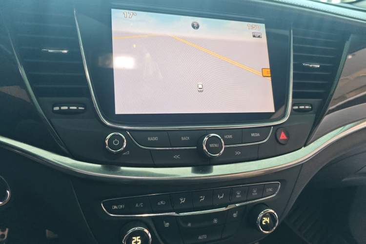 Used Buick Verano 2015 Sedan 20T Dual-Clutch Flagship Model
