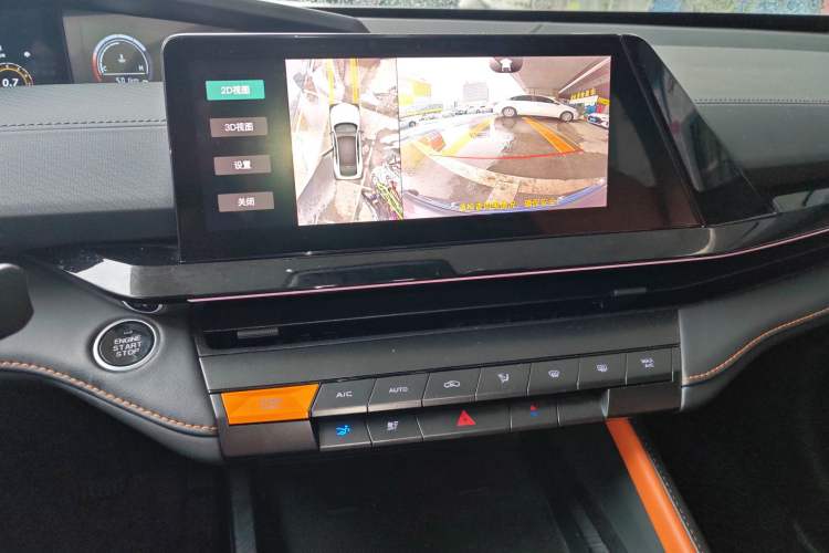 Used CHANGAN UNI-V 2022 1.5T Prestige Version
