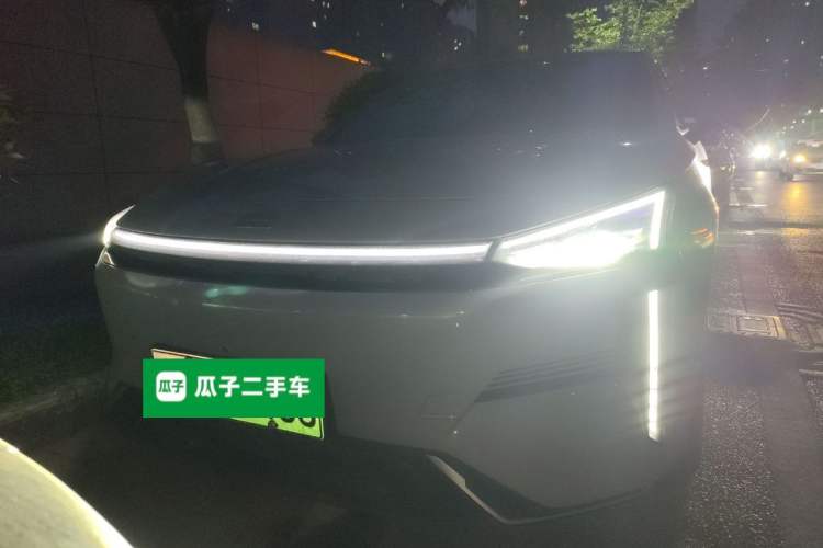 Used Geely Galaxy L6 2023 125km Starship Front