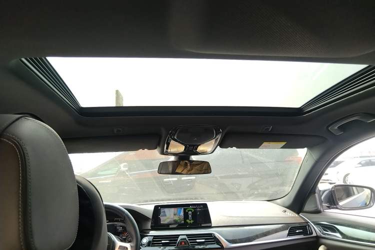 Used BMW 5 Series 2020 525Li M Sport Package
