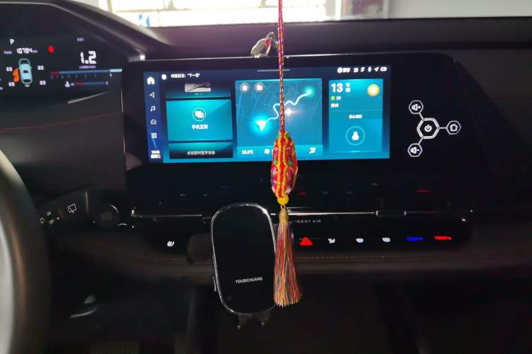 Used CHANGAN CS55PLUS 2024 3rd Generation 1.5T DCT Excellence Model
