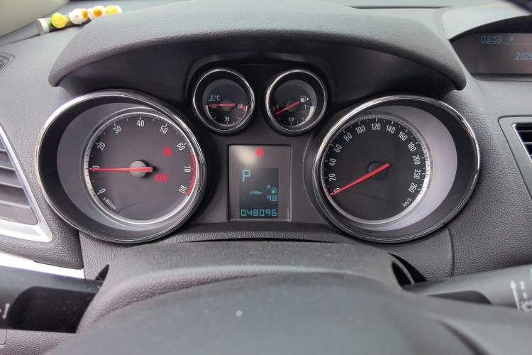 Used Buick Encore 2014 1.4T Automatic Two-Wheel Drive Urban Elite Model
