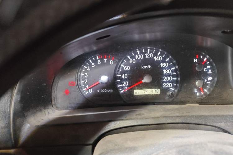 Used Huanghai Qisheng F1 2012 2.0L Two-Wheel-Drive Sport Edition
