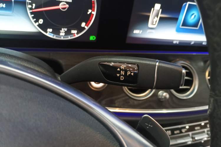 Used Mercedes-Benz E-Class 2017 E 200 L Sport 4MATIC
