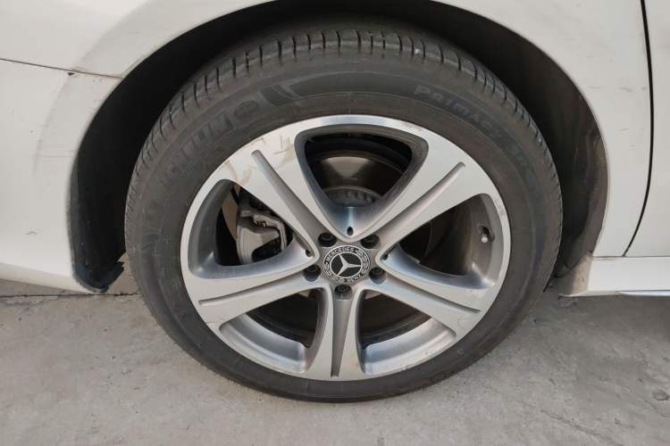 Used Mercedes-Benz E-Class 2018 Facelift E 200 L Sport Edition