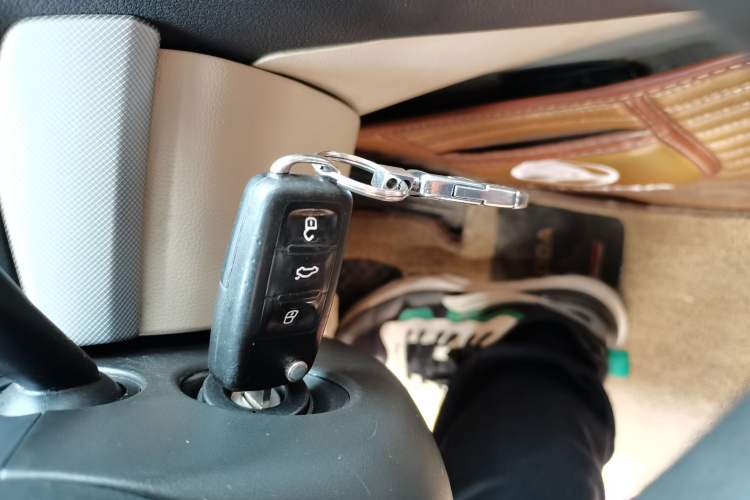 Used Skoda Octavia 2015 Classic Model 1.6L Automatic Yijie Version
