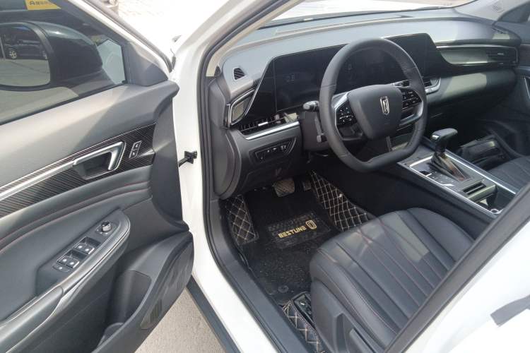 Used Bestune T55 2023 1.5T Automatic Leap Model
