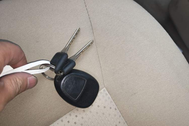 Used Buick GL8 2014 2.4L Classic Edition Vehicle Key