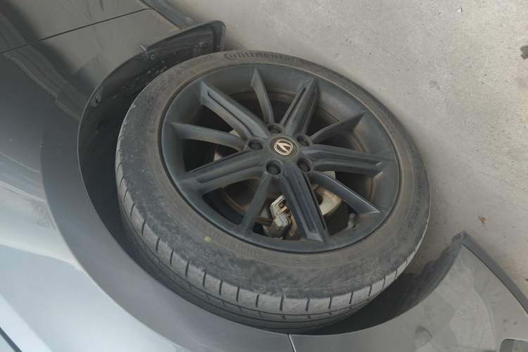 Used CHANGAN UNI-V 2022 1.5T Prestige Version
