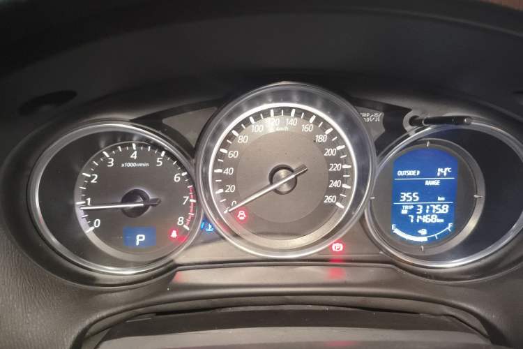 Used Mazda CX-5 2015 2.0L Automatic 4x4 Luxury Edition
