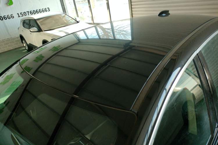 Used Hongqi E-QM5 2022 431 km Charge & Enjoy Edition
