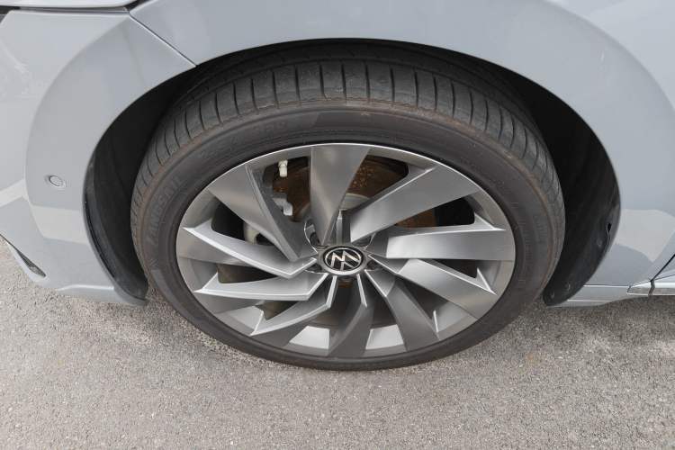 Used Volkswagen FAW-Volkswagen CC 2023 380TSI Striking Edition Exterior 4