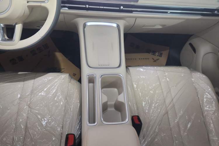 Used Wuling Bingo S 2025 Model 325km Deluxe Edition