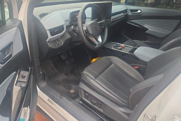 Used Volkswagen ID.4 X 2025 Smart Version Pure & Intelligent Enjoyment Edition Driver Seat