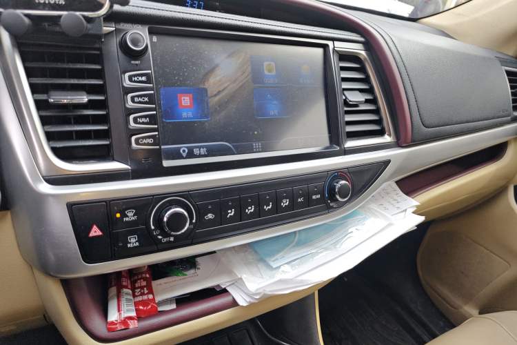 Used Toyota Highlander 2015 2.0T Two-Wheel Drive Elite Edition 7 Seats
