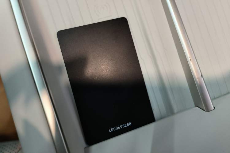 Used ONVO L60 2024 60 kWh All-Wheel Drive Vehicle Key