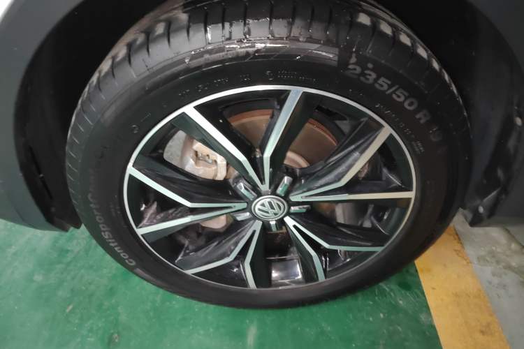 Used Volkswagen Tiguan L 2020 330TSI Automatic Two-Wheel Drive Smart Luxury Edition China VI Standard