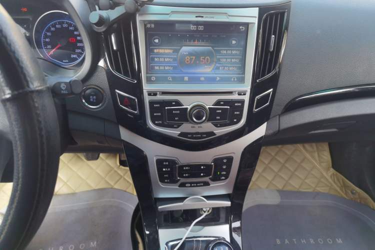 Used BYD Surui 2014 1.5L Manual Comfort Model
