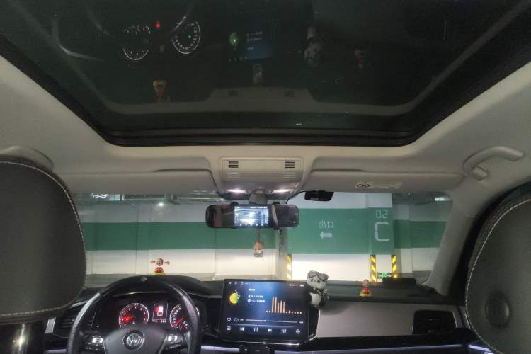 Used Volkswagen Tayron 2019 330TSI Two-Wheel Drive Luxury Model China VI Standard
