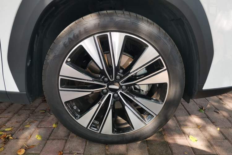 Used Geely Auto FX11 2025 4th Generation 1.5TD DCT Jinxiu