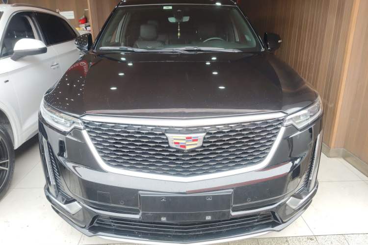 Used Cadillac XT6 2022 2.0T 7-Seater Four-Wheel Drive Luxury Version
